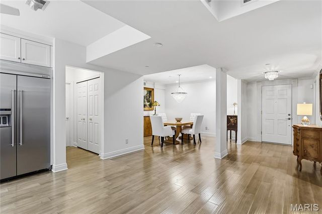 315 N Meramec Avenue 11, Clayton, MO 63105