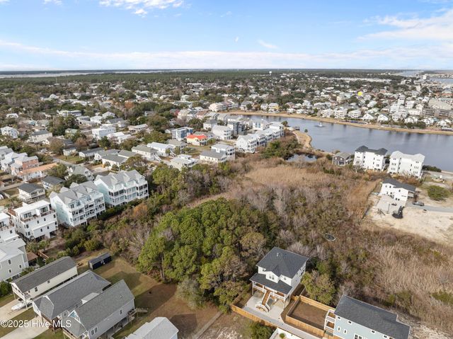 207 Sumter Avenue, Carolina Beach, NC 28428
