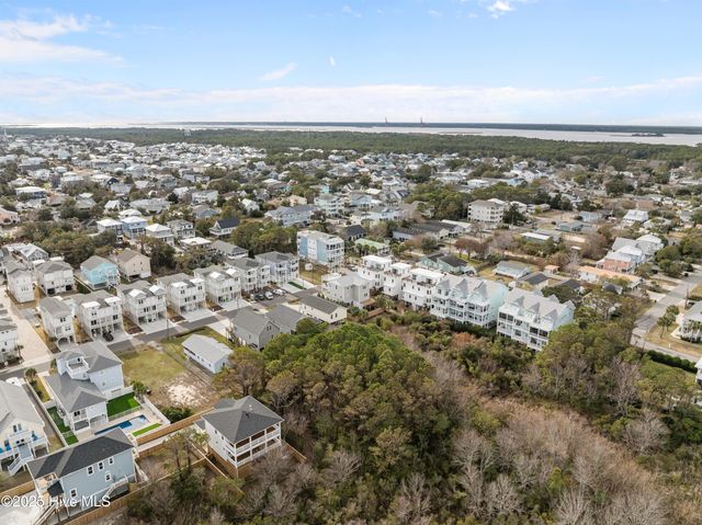 207 Sumter Avenue, Carolina Beach, NC 28428
