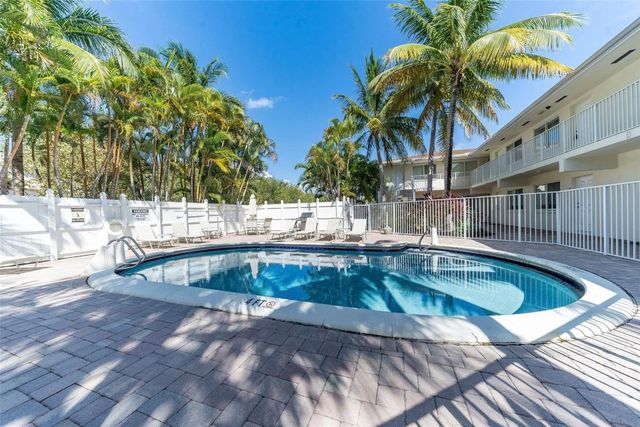 1892 NE 46th Street B4, Fort Lauderdale, FL 33308