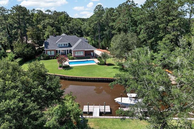 62 Caretaker Ln., Pawleys Island, SC 29585