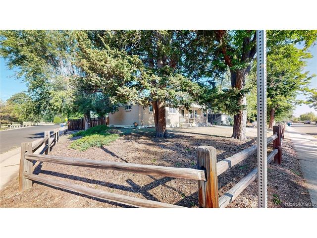 2603 Billings St, Aurora, CO 80011