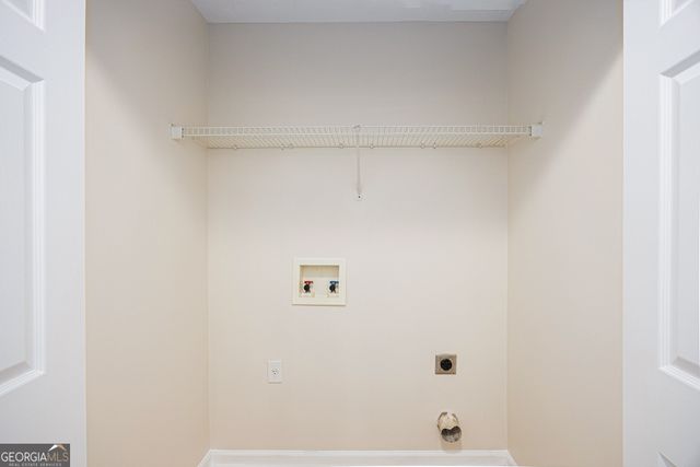 429 Village Bluff Drive, Lawrenceville, GA 30046