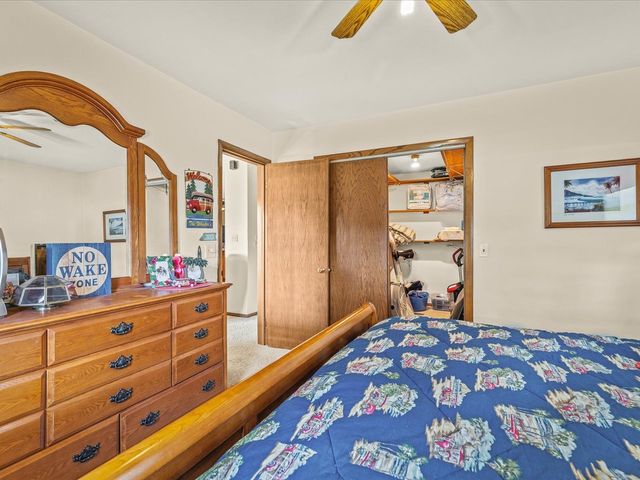 8334 Shore Drive, Machesney Park, IL 61115