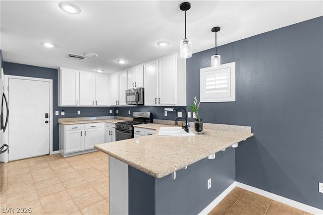 5590 Nimes Avenue, Las Vegas, NV 89141