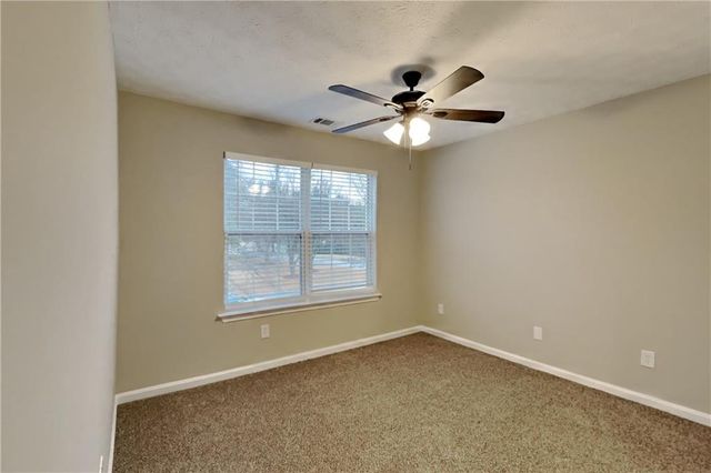 1719 Silverchase SW Drive, Marietta, GA 30008