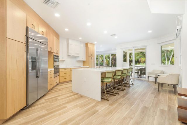 3317 Embassy Drive, West Palm Beach, FL 33401