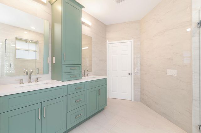 3317 Embassy Drive, West Palm Beach, FL 33401