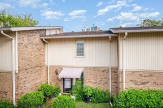 2116 Hobbs Rd Apt J2, Nashville, TN 37215