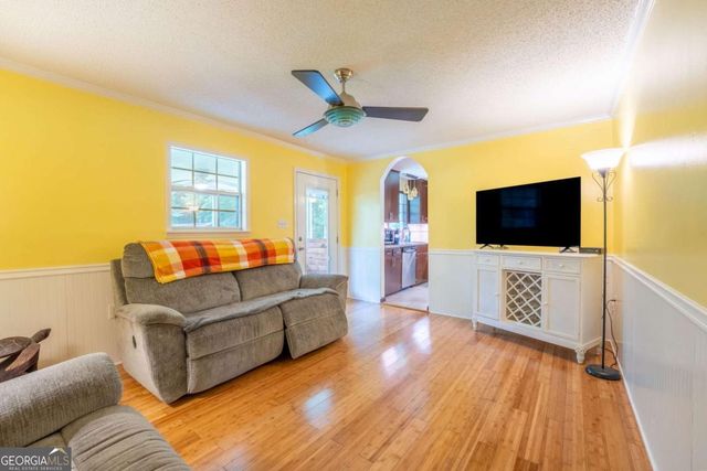 134 Asbestos Road, Cleveland, GA 30528