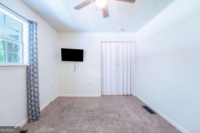 134 Asbestos Road, Cleveland, GA 30528