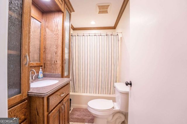 134 Asbestos Road, Cleveland, GA 30528