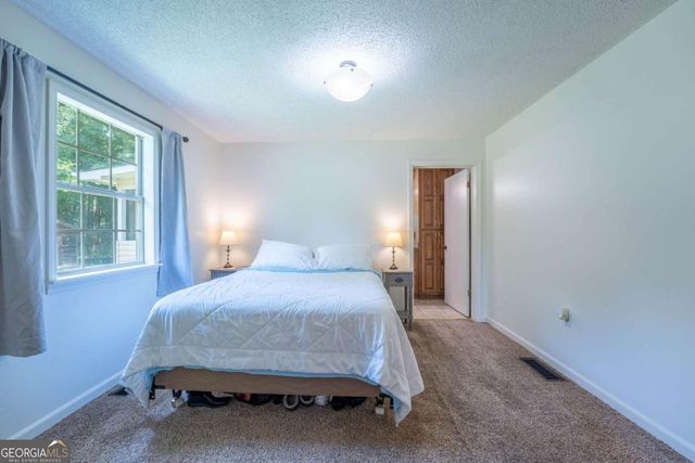 134 Asbestos Road, Cleveland, GA 30528