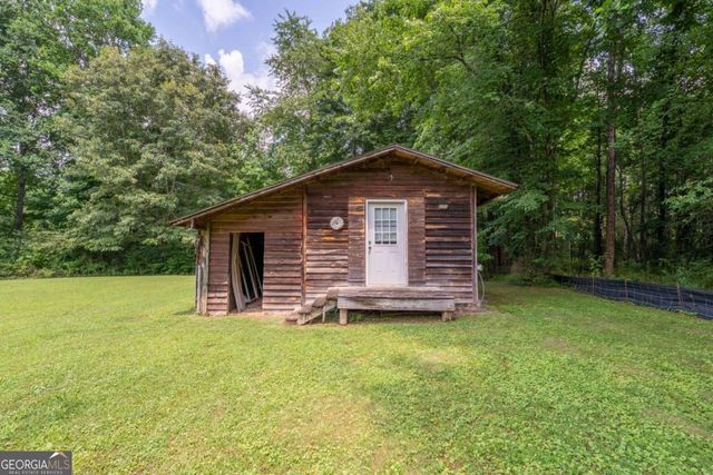 134 Asbestos Road, Cleveland, GA 30528