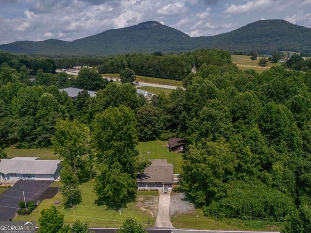 134 Asbestos Road, Cleveland, GA 30528