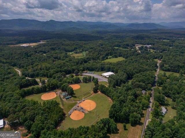 134 Asbestos Road, Cleveland, GA 30528