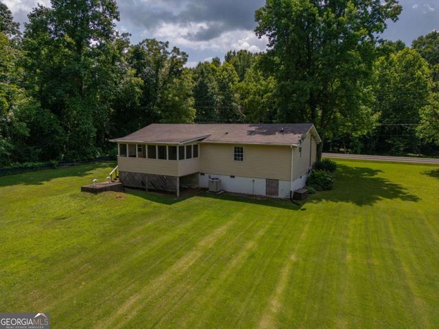 134 Asbestos Road, Cleveland, GA 30528