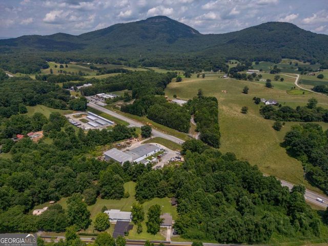 134 Asbestos Road, Cleveland, GA 30528