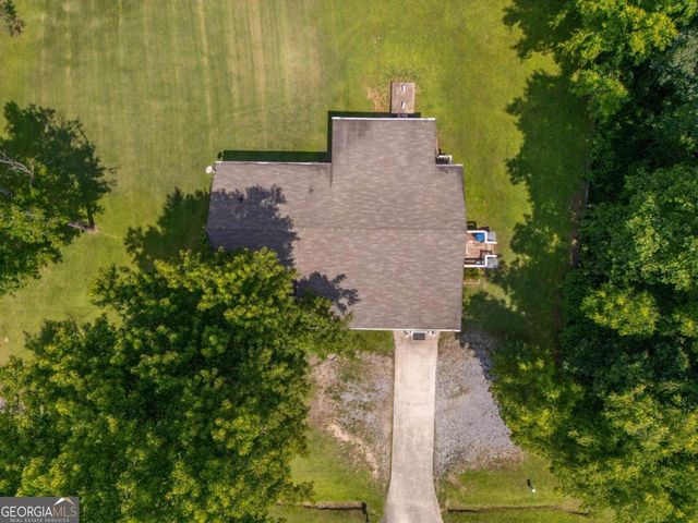 134 Asbestos Road, Cleveland, GA 30528