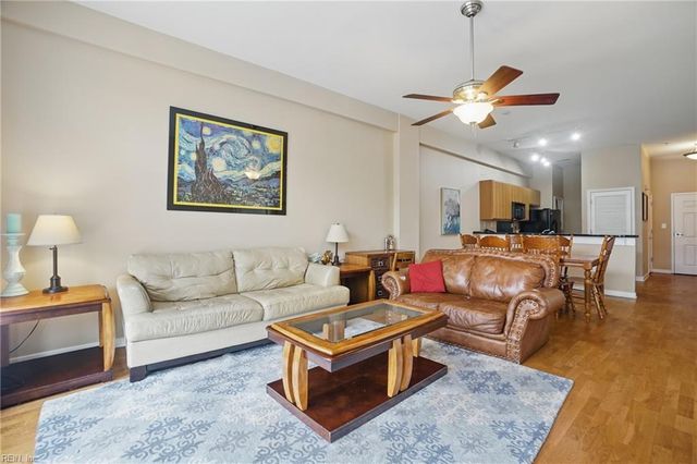 388 Boush St Unit 122, Norfolk, VA 23510