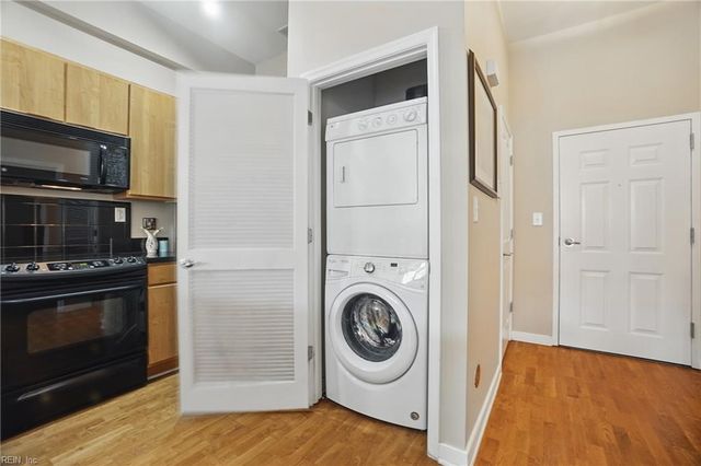 388 Boush St Unit 122, Norfolk, VA 23510