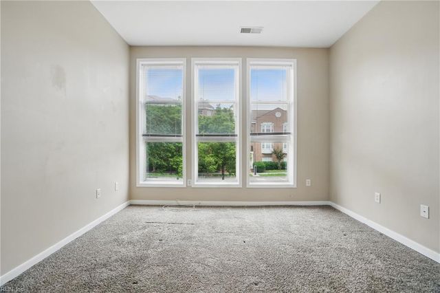 388 Boush St Unit 122, Norfolk, VA 23510