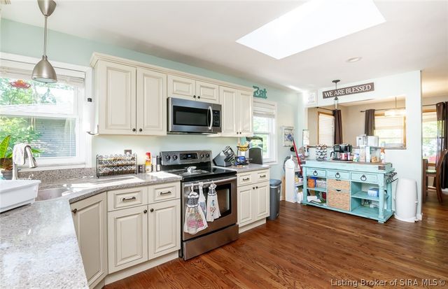 2420 Jacobs Drive, New Albany, IN 47150
