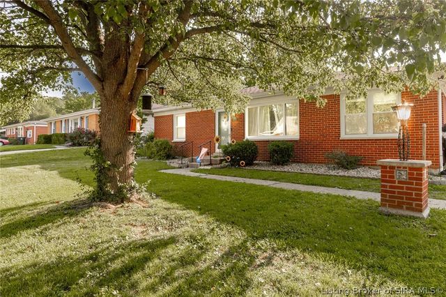 2420 Jacobs Drive, New Albany, IN 47150