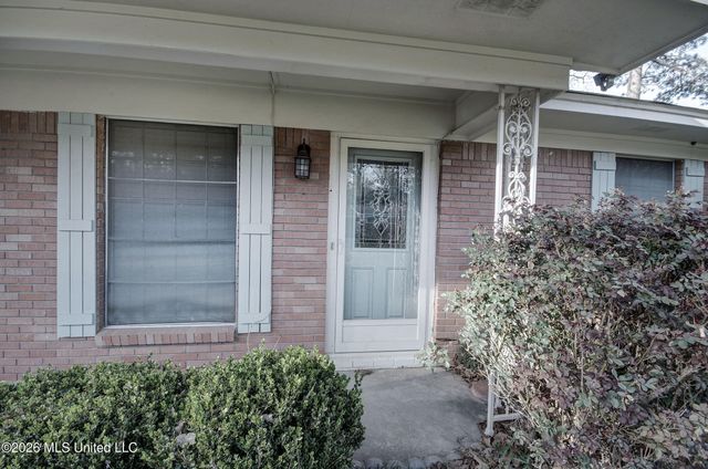 2384 Harahan Road, Pearl, MS 39208