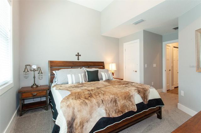 1273 SAVONA DRIVE NE, St Petersburg, FL 33702