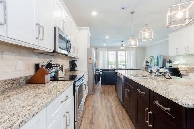 1273 SAVONA DRIVE NE, St Petersburg, FL 33702