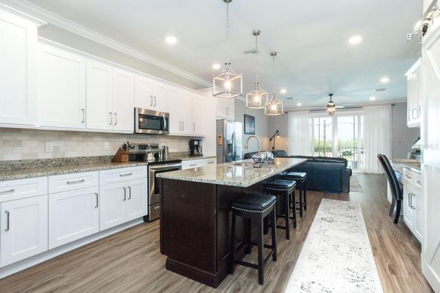 1273 SAVONA DRIVE NE, St Petersburg, FL 33702