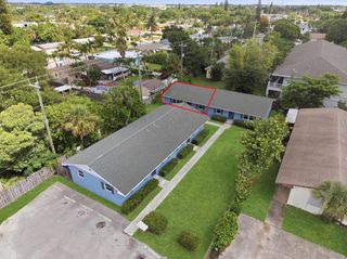 355 Wickline Boulevard, Lantana, FL 33462