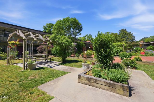807 W Trinity Avenue Apt 118, Durham, NC 27701