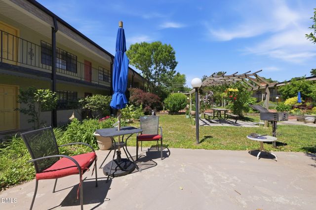 807 W Trinity Avenue Apt 118, Durham, NC 27701