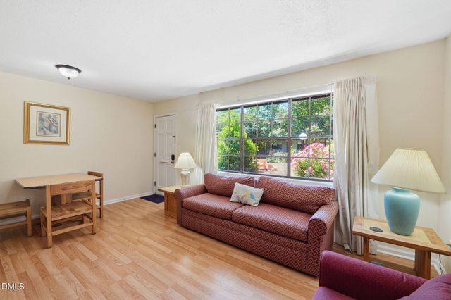 807 W Trinity Avenue Apt 118, Durham, NC 27701