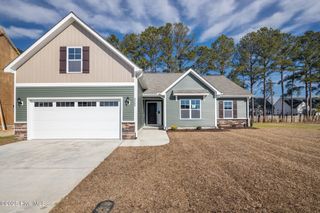 2205 Rhinestone Drive, Winterville, NC 28590