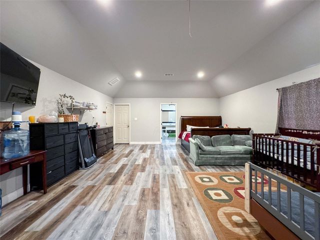 1060 County Road 5021, Cleveland, TX 77327