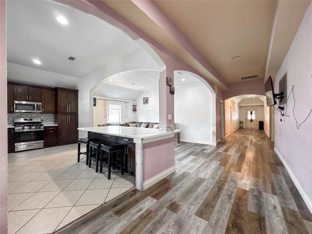 1060 County Road 5021, Cleveland, TX 77327