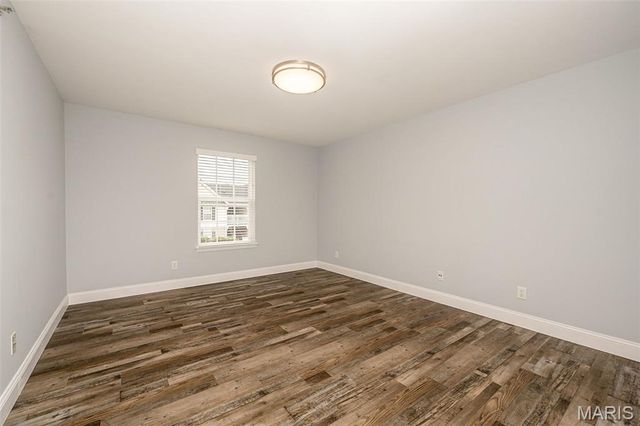 1112 Arbor Creek Drive 2D, Kirkwood, MO 63122