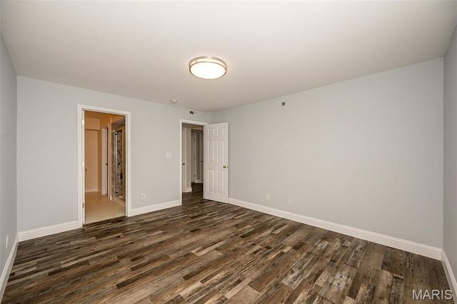 1112 Arbor Creek Drive 2D, Kirkwood, MO 63122