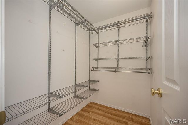 1112 Arbor Creek Drive 2D, Kirkwood, MO 63122