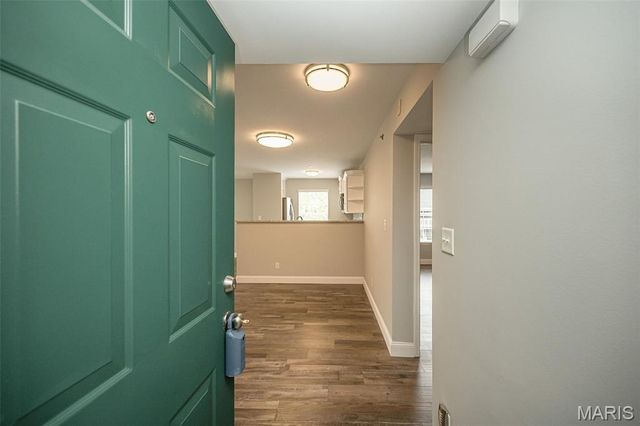 1112 Arbor Creek Drive 2D, Kirkwood, MO 63122