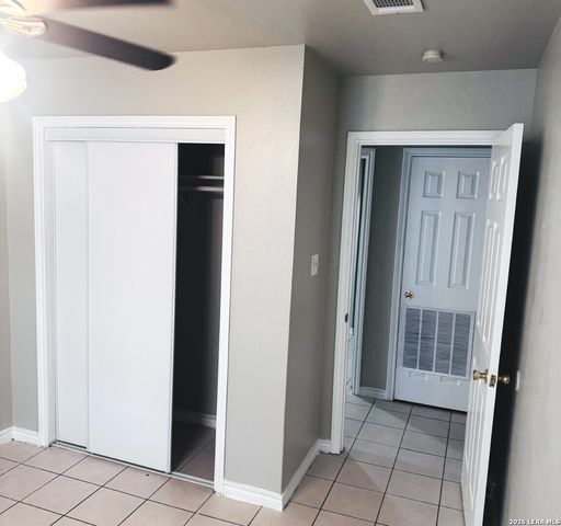 433 Amires Pl Unit 1, San Antonio, TX 78237