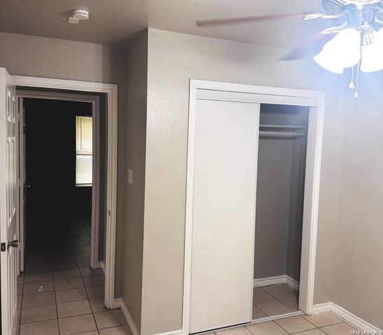 433 Amires Pl Unit 1, San Antonio, TX 78237