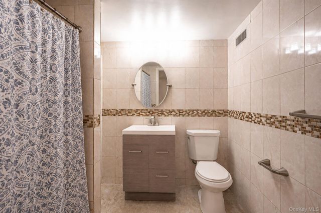 117 Wadsworth Avenue, Levittown, NY 11756