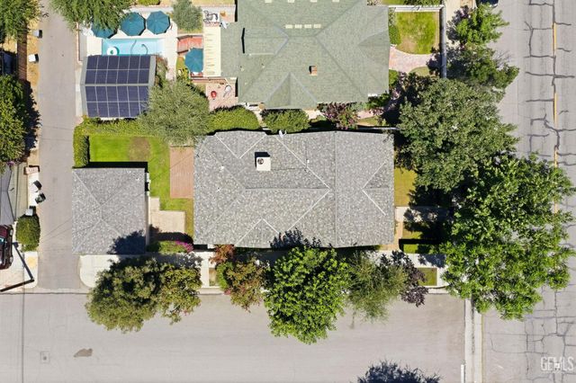 2530 19th Street, Bakersfield, CA 93301