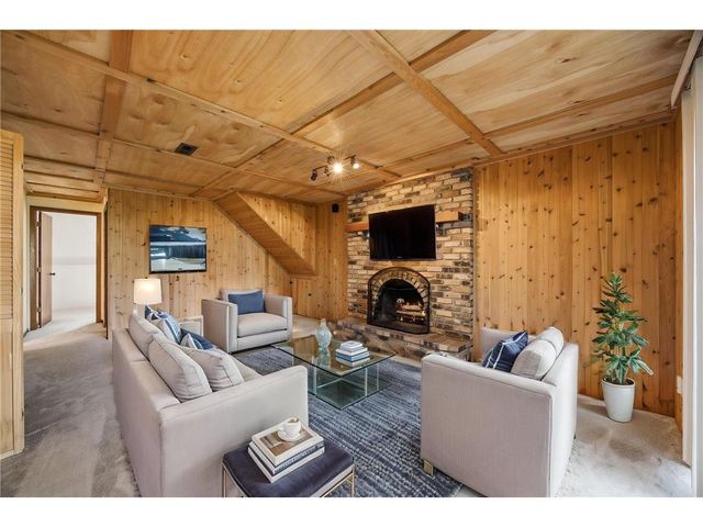 2370 Pleasant View Drive, New Brighton, MN 55112