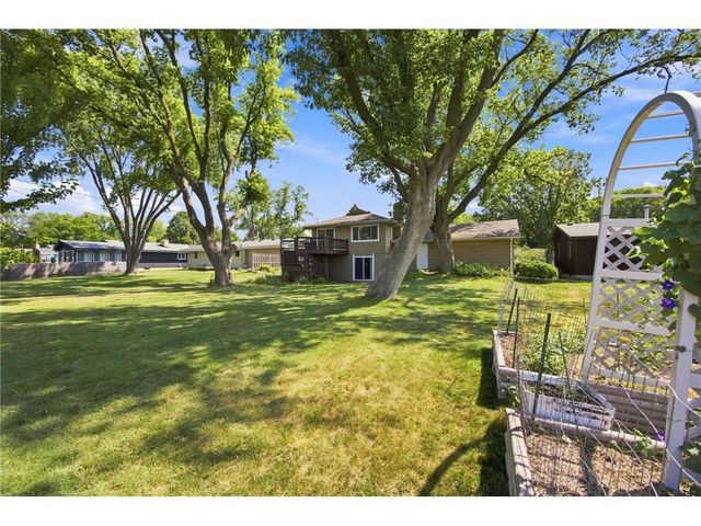 2370 Pleasant View Drive, New Brighton, MN 55112
