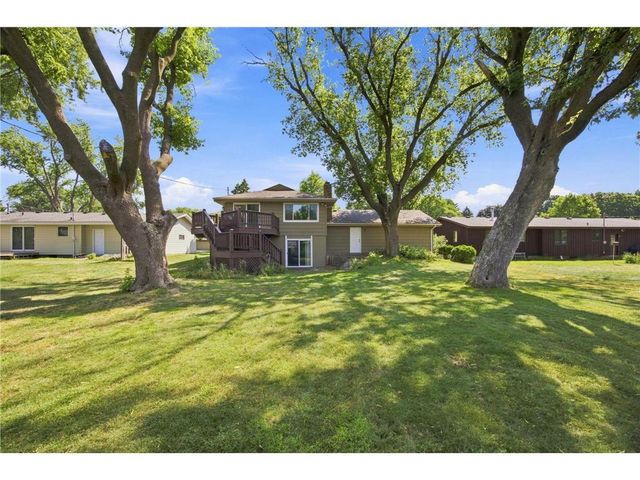 2370 Pleasant View Drive, New Brighton, MN 55112